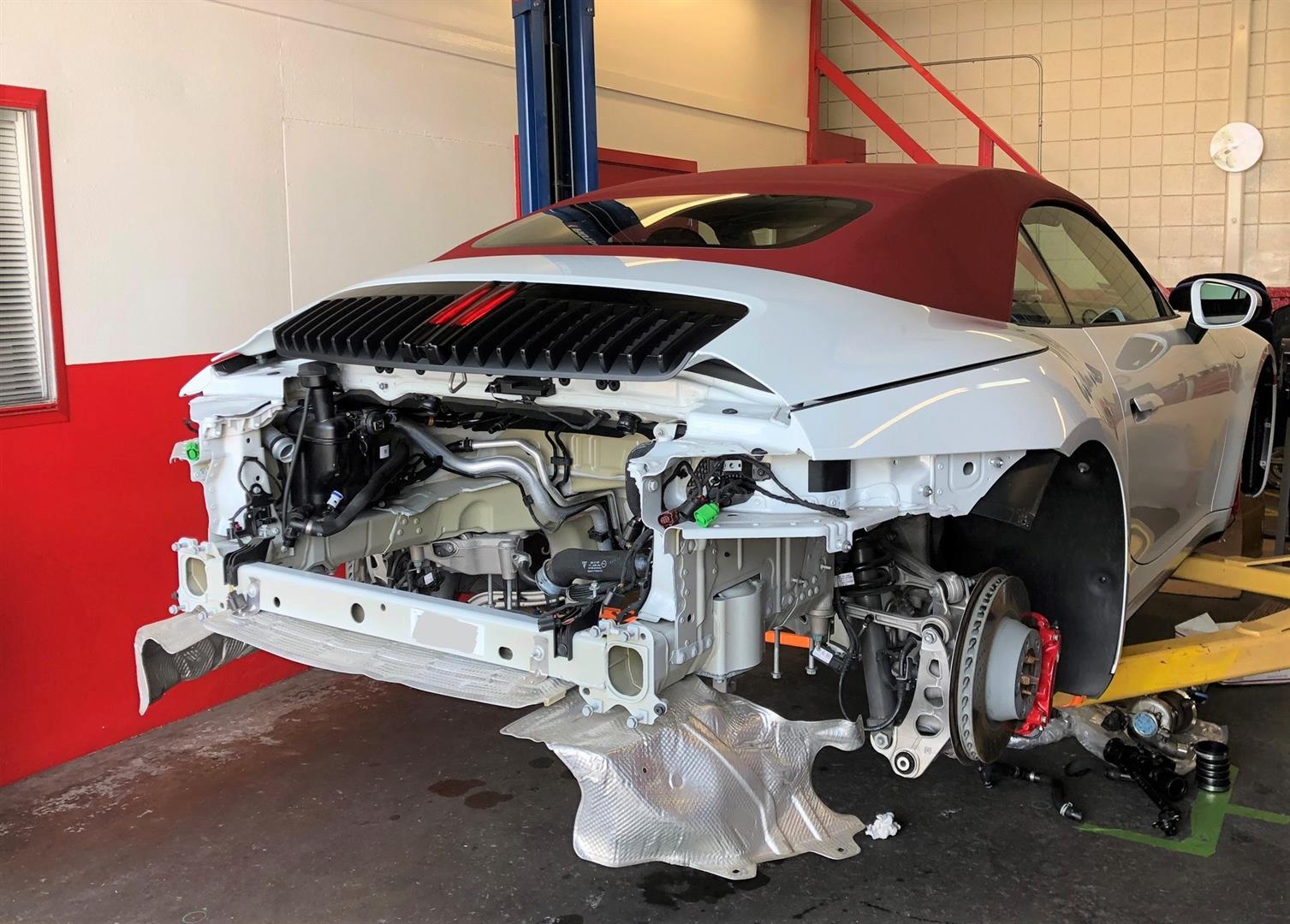 2020 Porsche 992 Engine Install Post 1