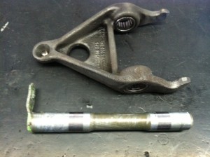 959-Clutch-Operating-Fork-Shaft